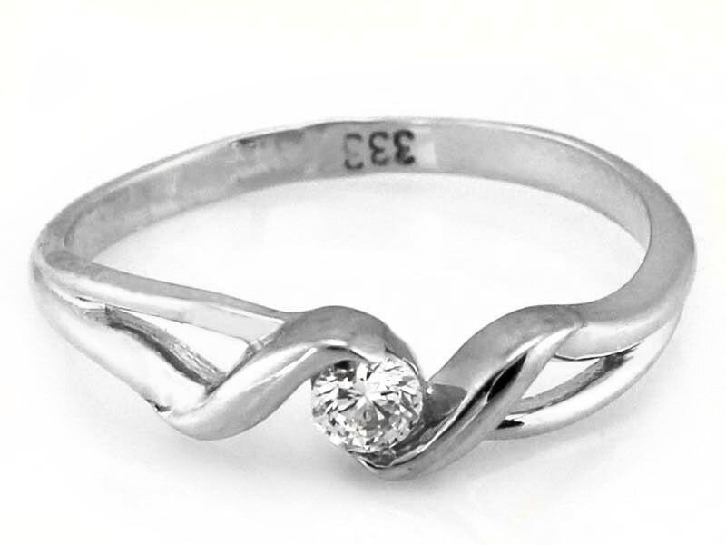 Klasyczny pierścionek zaręczynowy z białego złota 585