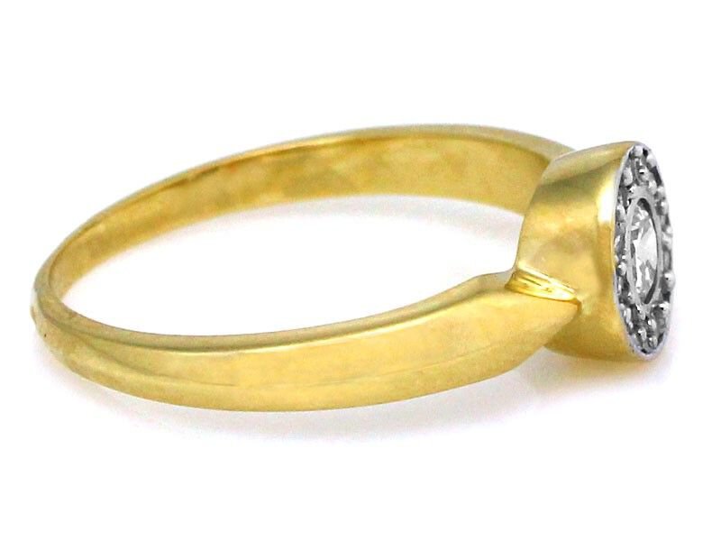 Piękny złoty pierścionek z oczkiem i cyrkoniami 585