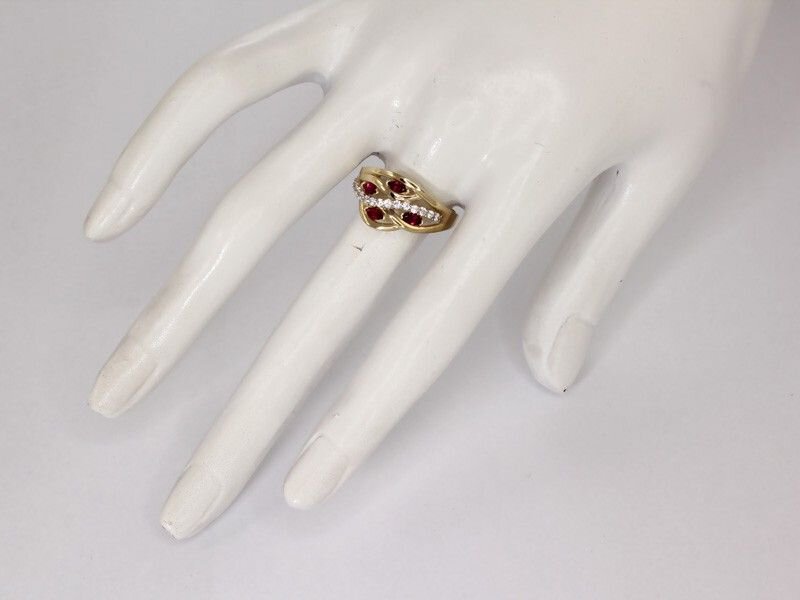 Złoty 585 Elegancki pierścionek z różowo-białymi cyrkoniami