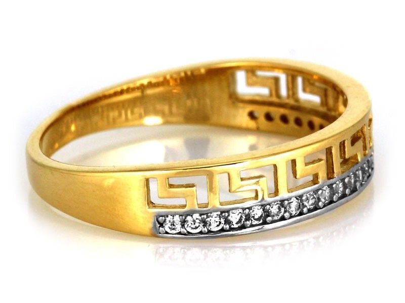 Złoty pierścionek 333 wzór grecki z cyrkoniami