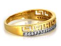 Złoty pierścionek 585 wzór grecki z cyrkoniami