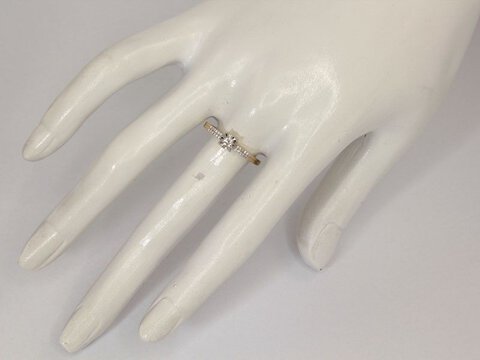 Delikatny 585 złoty pierścionek BRYLANT 0.140ct - SI/H