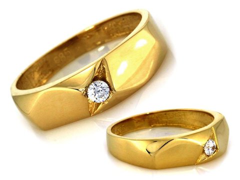 Delikatny Złoty pierścionek Zdobiony 585 z Cyrkoniami 2