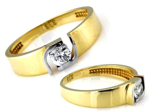 Złoty błyszczący pierścionek z cyrkonią 585