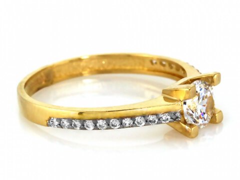 Złoty pierścionek 585 klasyczny zaręczynowy